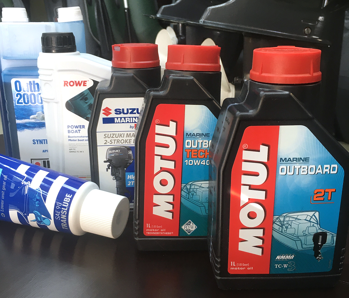 Купить мотюль для лодочных моторов. Motul для лодочных моторов 2т. Лодочное моторное масло. Neste для лодочных моторов. Масло Сильвер для лодочных моторов.